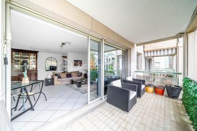 Appartement - 89 m² - 3 pièces