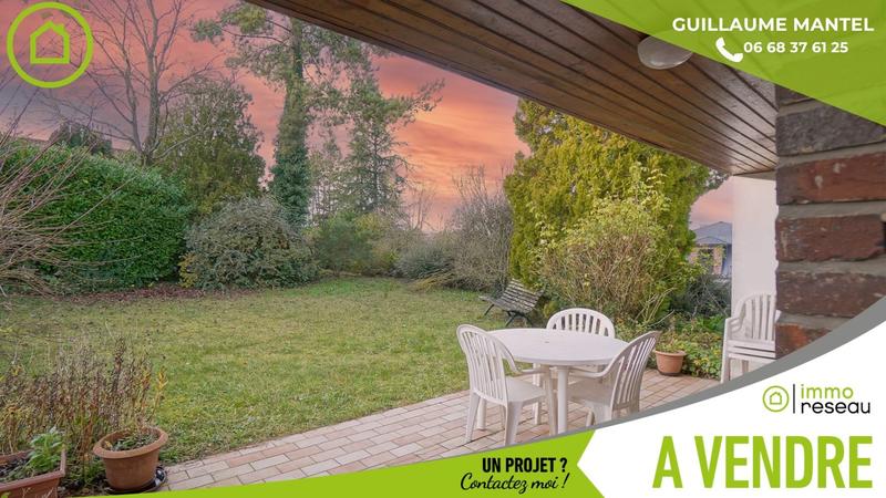 Maison - 222 m² - 8 pièces