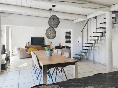 Villa - 200 m² - 8 pièces