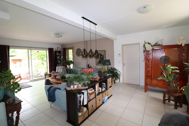 Villa - 182 m² - 6 pièces