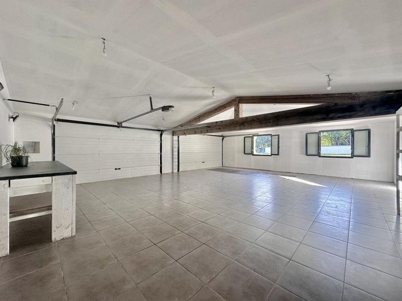 Maison - 288 m² - 7 pièces