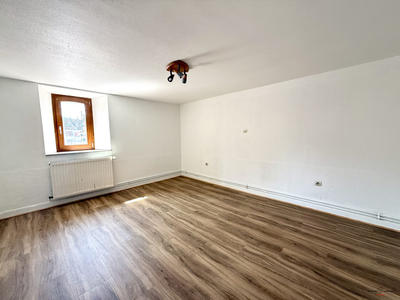 Appartement - 99 m² - 4 pièces