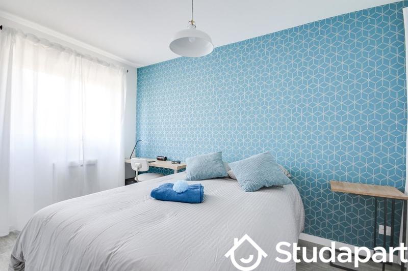 Chambre - 9 m² - 1 pièce