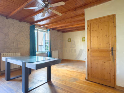 Maison de village - 89 m² - 5 pièces