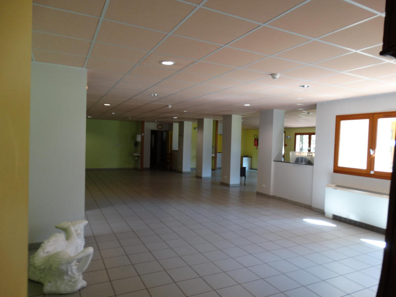Local commercial - 1 514 m²