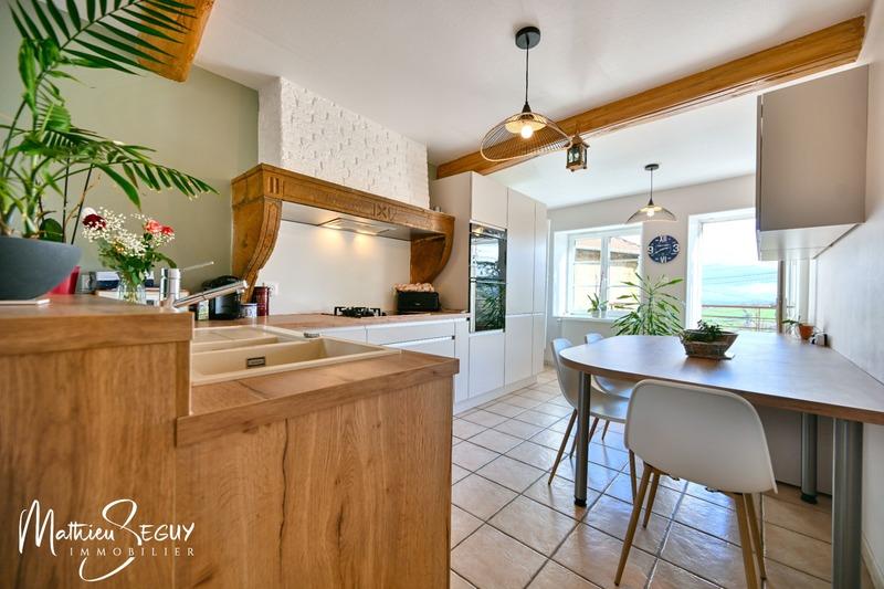 Maison - 109 m² - 5 pièces