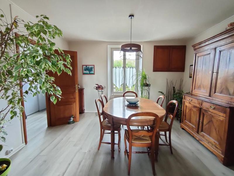 Maison - 144 m² - 6 pièces