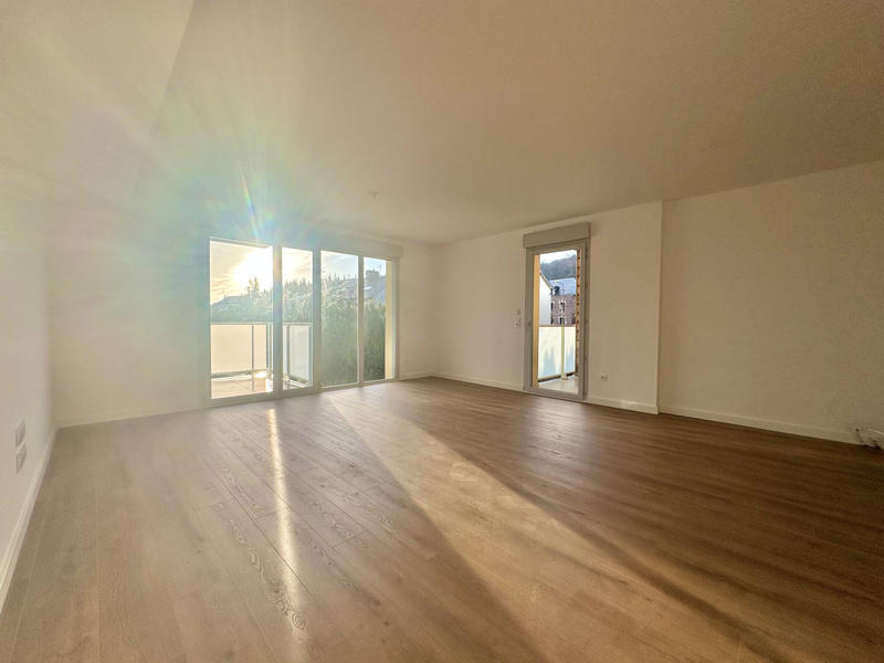 Appartement - 75 m² - 3 pièces