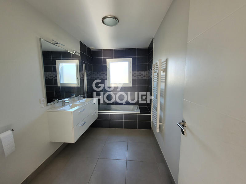 Maison - 114 m² - 5 pièces