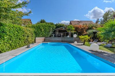 Maison - 158 m² - 6 pièces