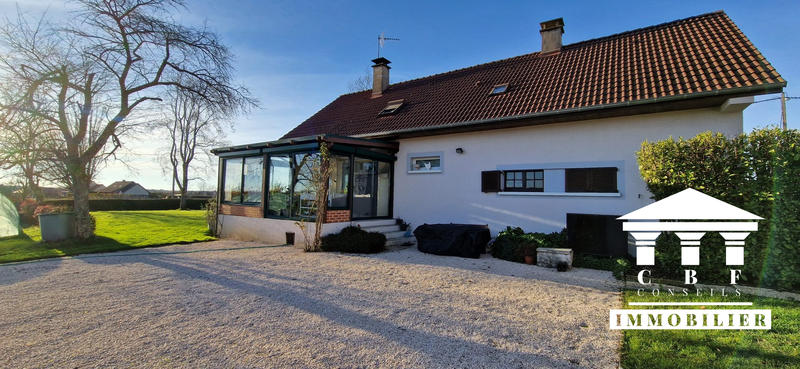 Maison - 153 m² - 8 pièces