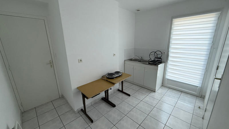 Local commercial - 114 m² - 7 pièces