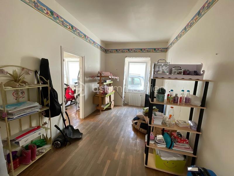 Maison - 160 m² - 8 pièces