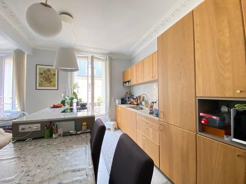 Appartement - 94 m² - 4 pièces