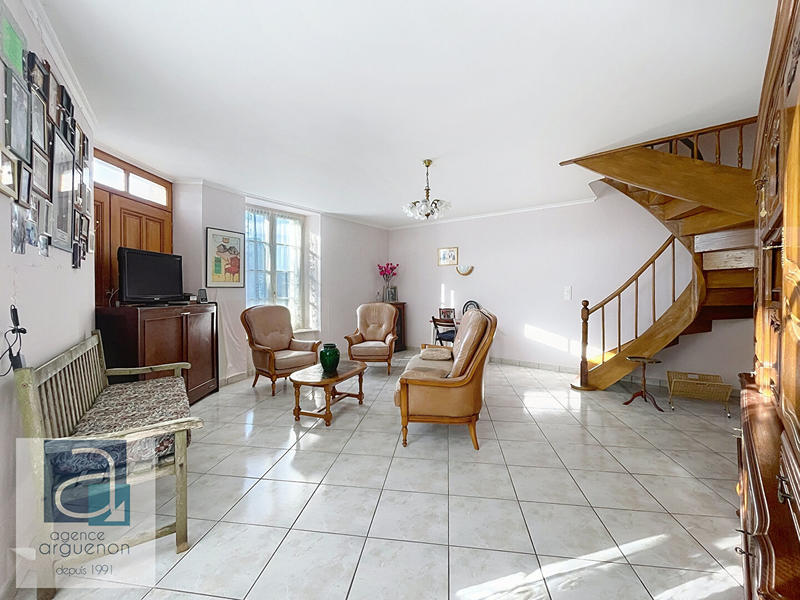 Maison - 105 m² - 4 pièces