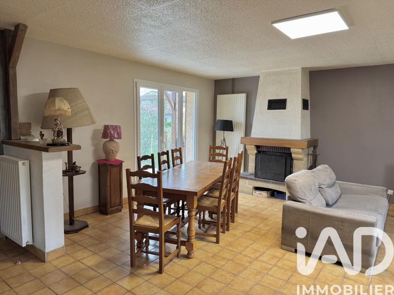 Maison - 90 m² - 4 pièces