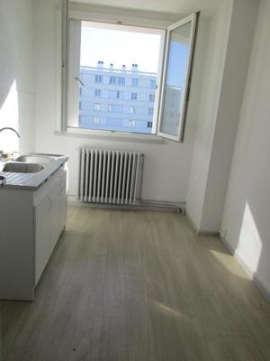 Appartement - 84 m² - 5 pièces