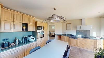 Maison - 169 m² - 6 pièces