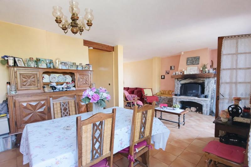 Maison - 136 m² - 6 pièces