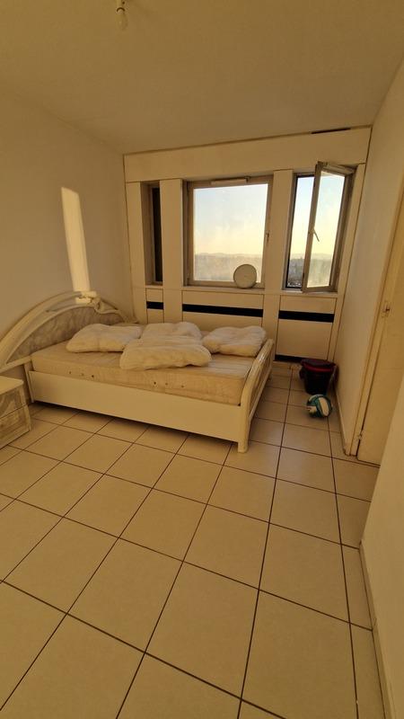 Appartement - 90 m² - 5 pièces