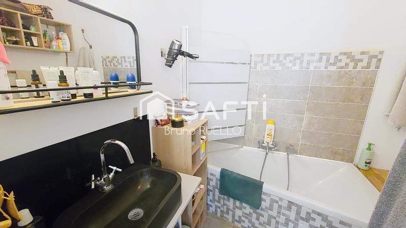 Maison - 94 m² - 4 pièces