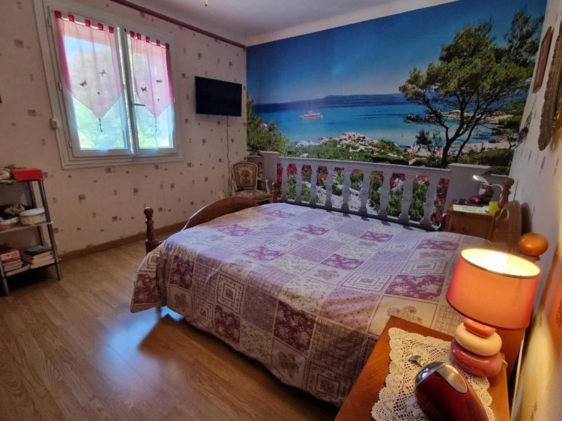 Maison - 111 m² - 6 pièces