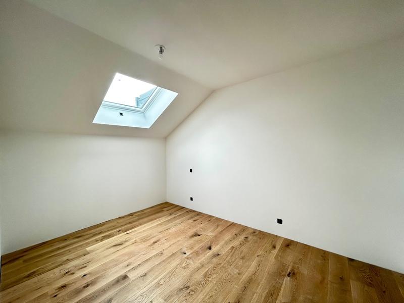 Appartement - 101 m² - 4 pièces