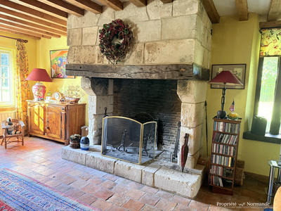 Maison ancienne - 238 m² - 8 pièces