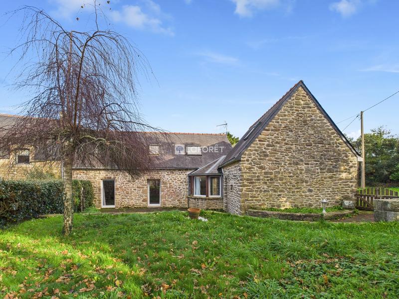 Maison - 107 m² - 6 pièces