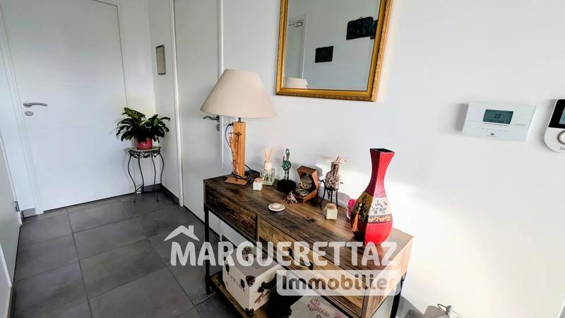 Appartement - 80 m² - 3 pièces