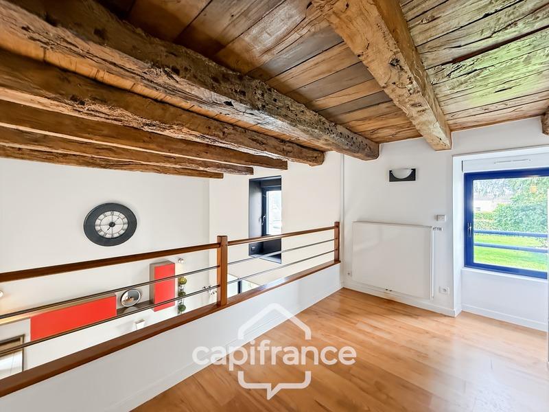 Maison - 298 m² - 10 pièces