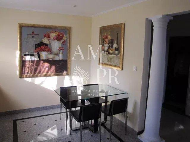 Appartement villa - 360 m² - 7 pièces