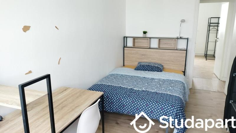 Chambre - 12 m² - 1 pièce