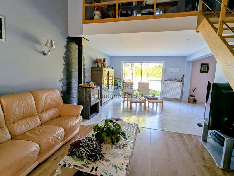 Maison - 152 m² - 6 pièces