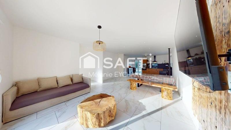 Maison - 110 m² - 4 pièces