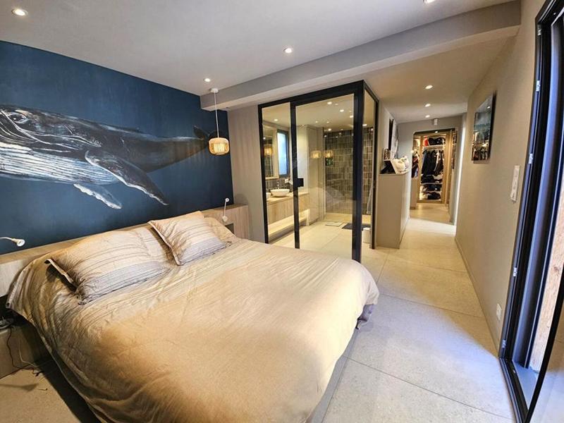 Maison - 194 m² - 9 pièces