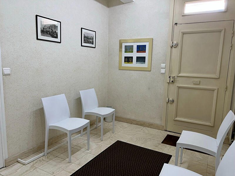 Maison - 221 m² - 6 pièces