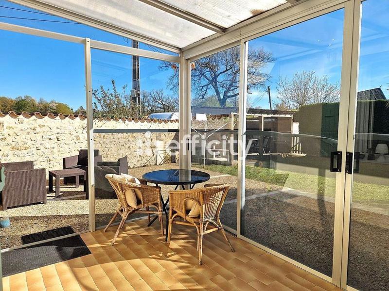 Maison - 222 m² - 10 pièces