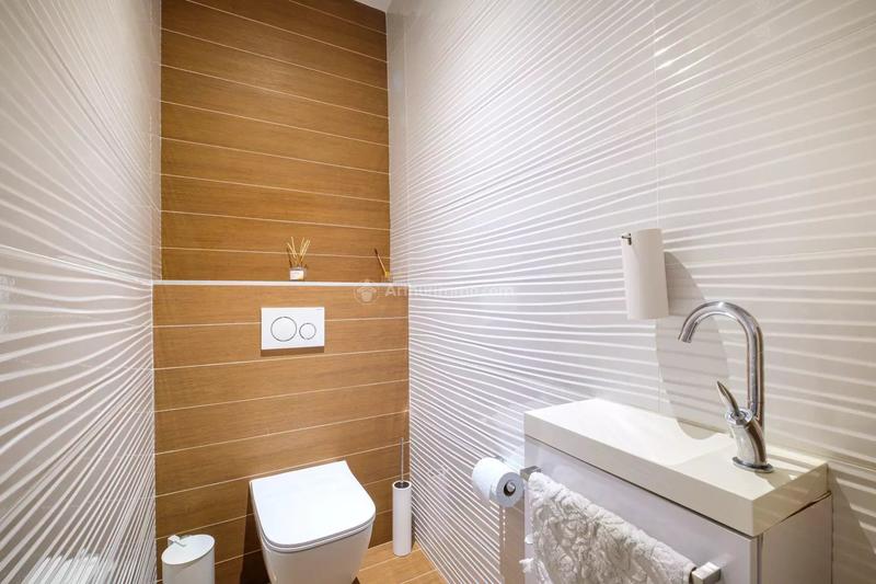 Appartement - 129 m² - 6 pièces