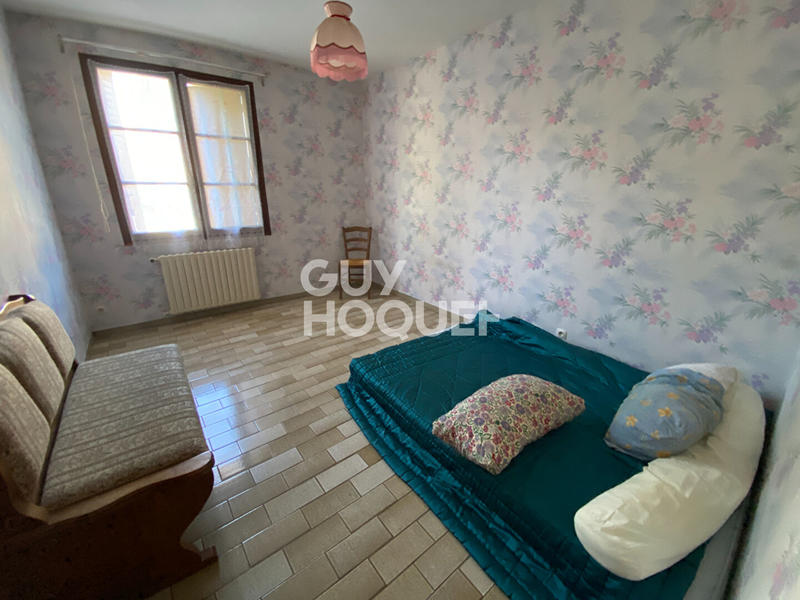 Maison - 220 m² - 10 pièces