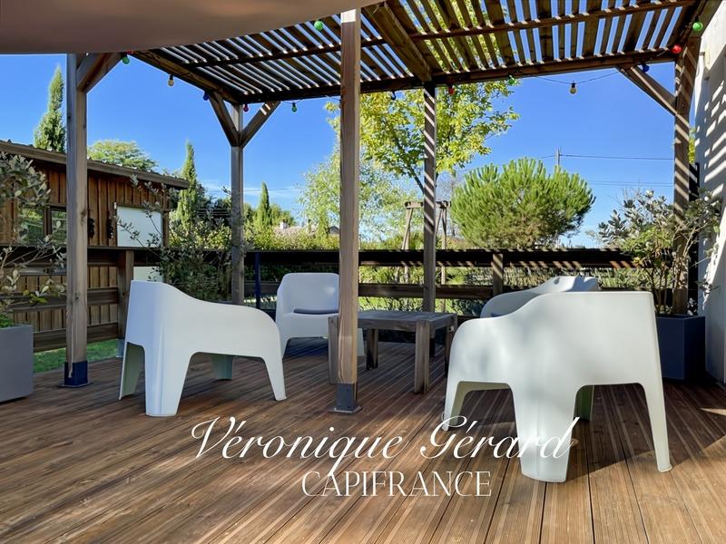 Maison - 140 m² - 5 pièces