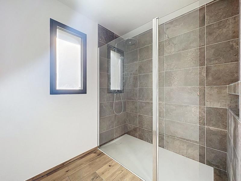 Maison contemporaine - 164 m² - 5 pièces