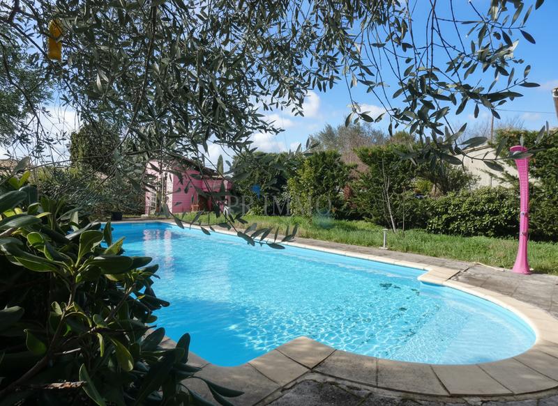 Villa - 100 m² - 4 pièces