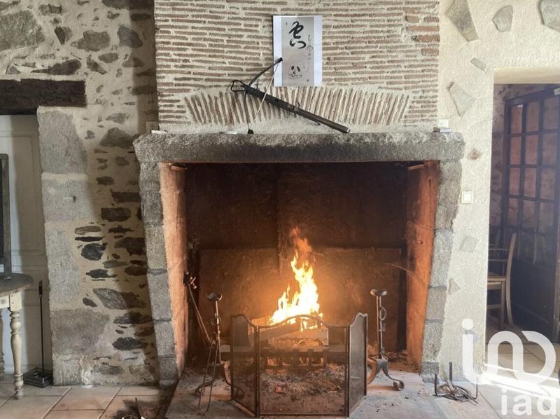 Maison - 311 m² - 10 pièces