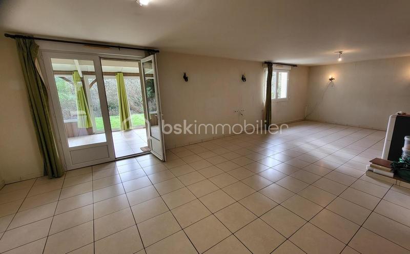 Pavillon - 210 m² - 8 pièces