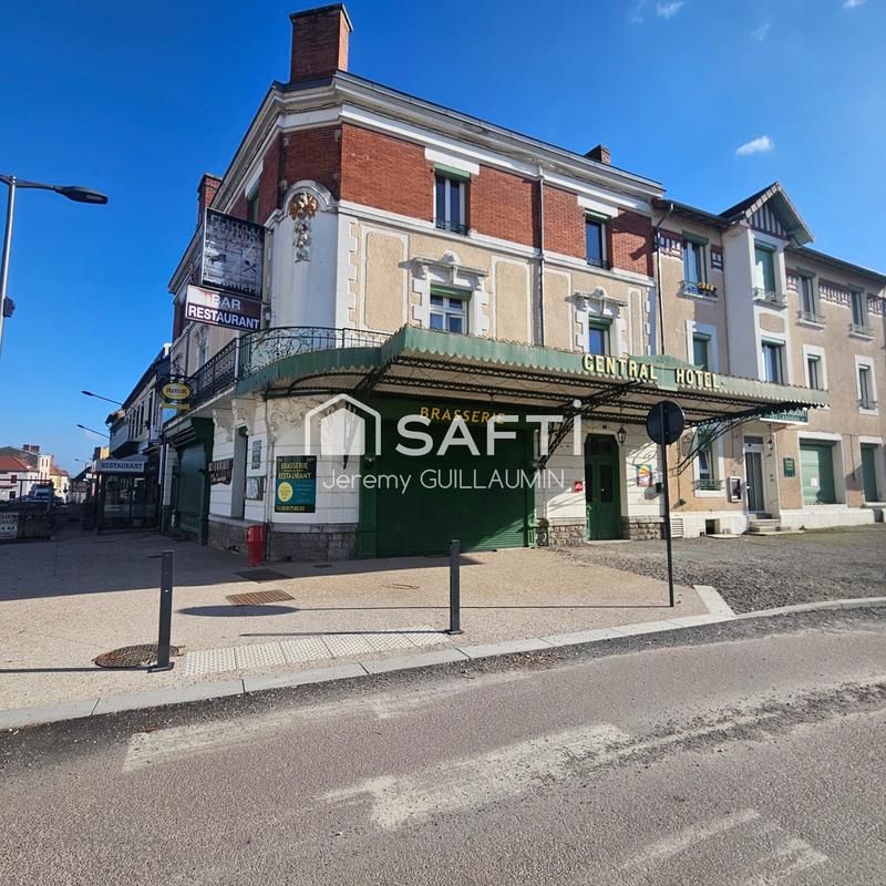 Local commercial - 832 m² - 14 pièces