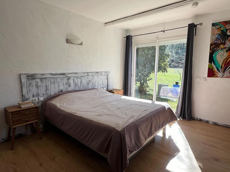 Maison - 209 m² - 8 pièces