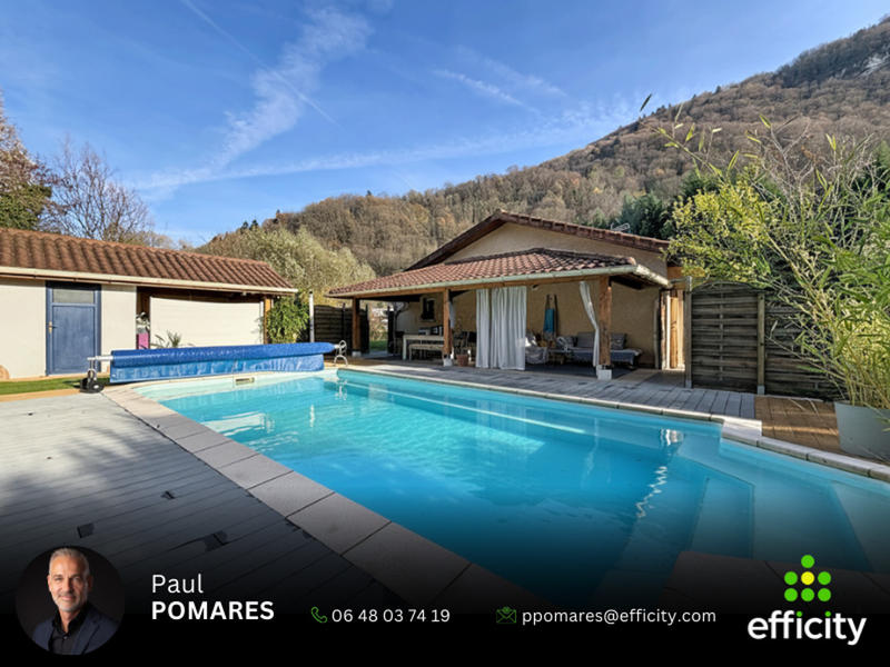 Maison - 120 m² - 5 pièces