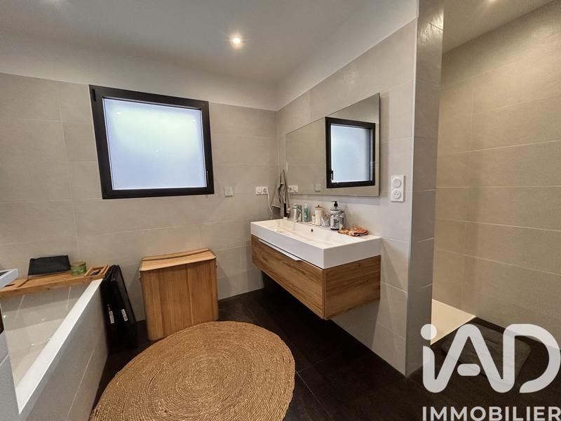 Maison - 149 m² - 7 pièces