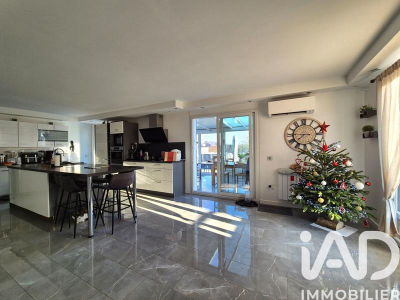 Maison - 150 m² - 7 pièces